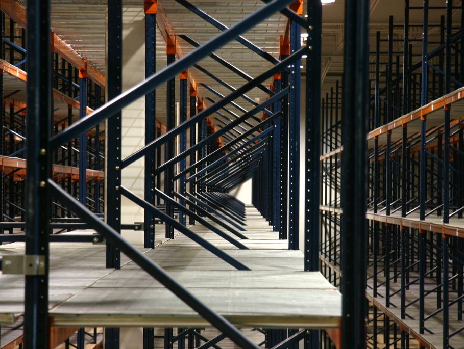 Metal rack Shelving Installation Dubai